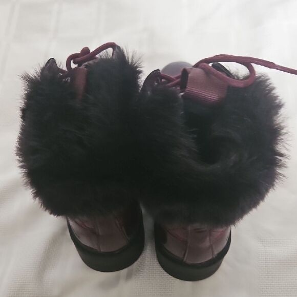 Aldo Women's Burgundy Quilted Boots - Picture 10 of 16